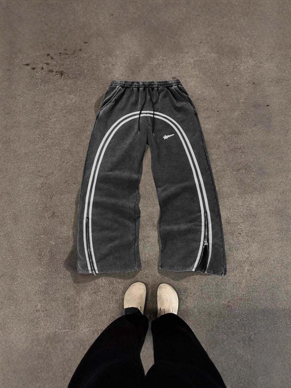 Stripe line Sweatpants