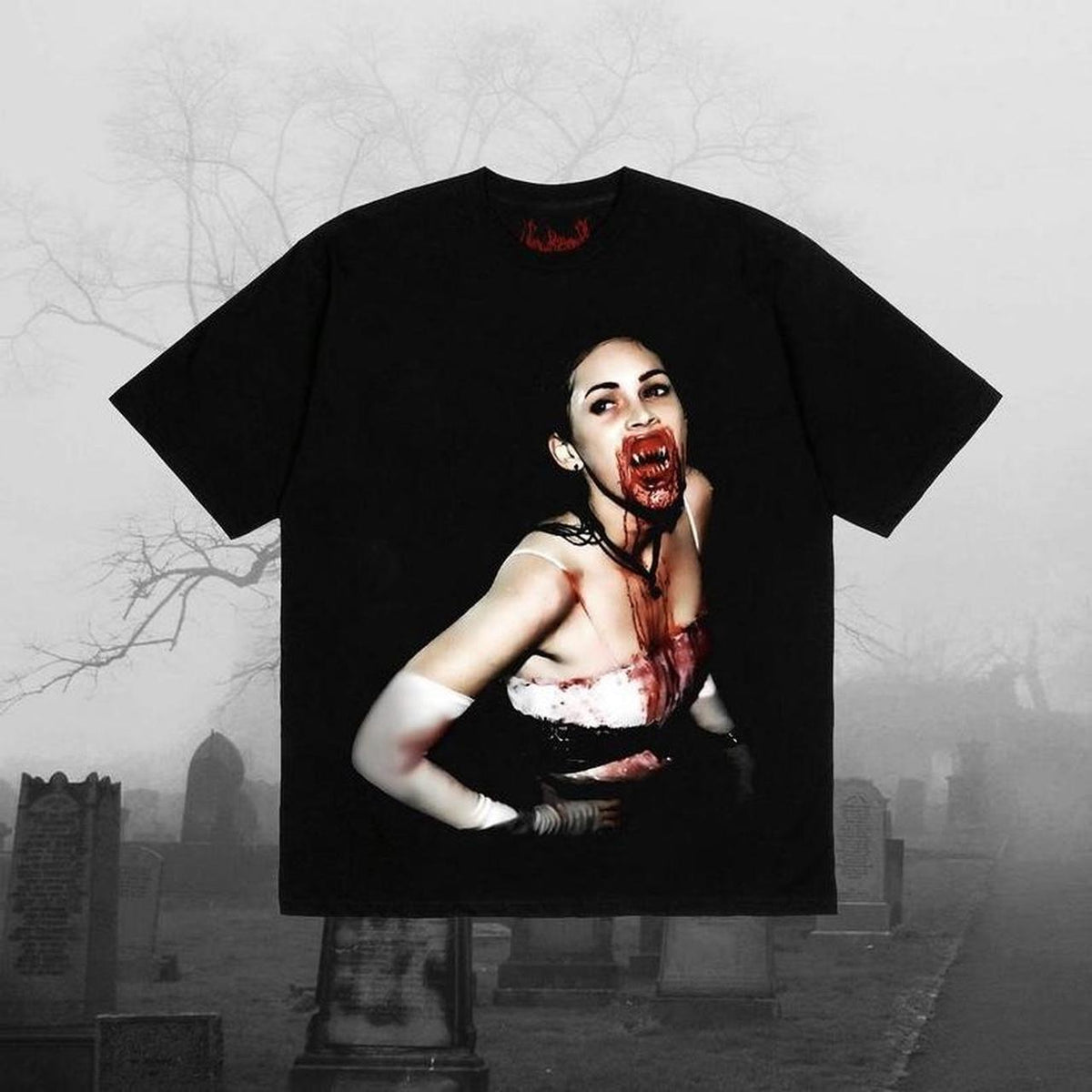 Vintage Print TEE
