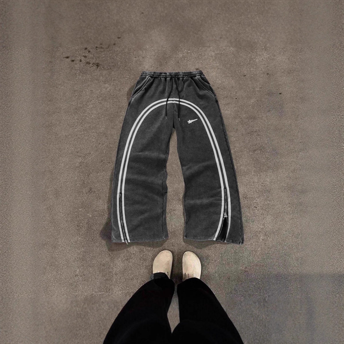 Stripe line Sweatpants